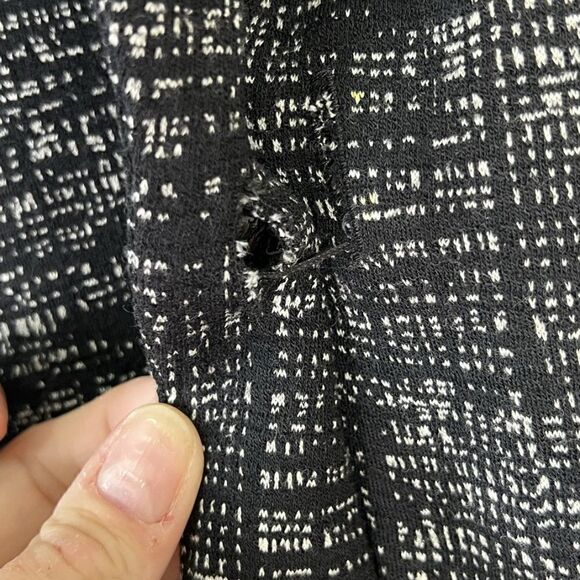 CLEARANCE - Zenobia Black and White Cross Hatch Pattern Wool Blend Blazer - Picture 3 of 6